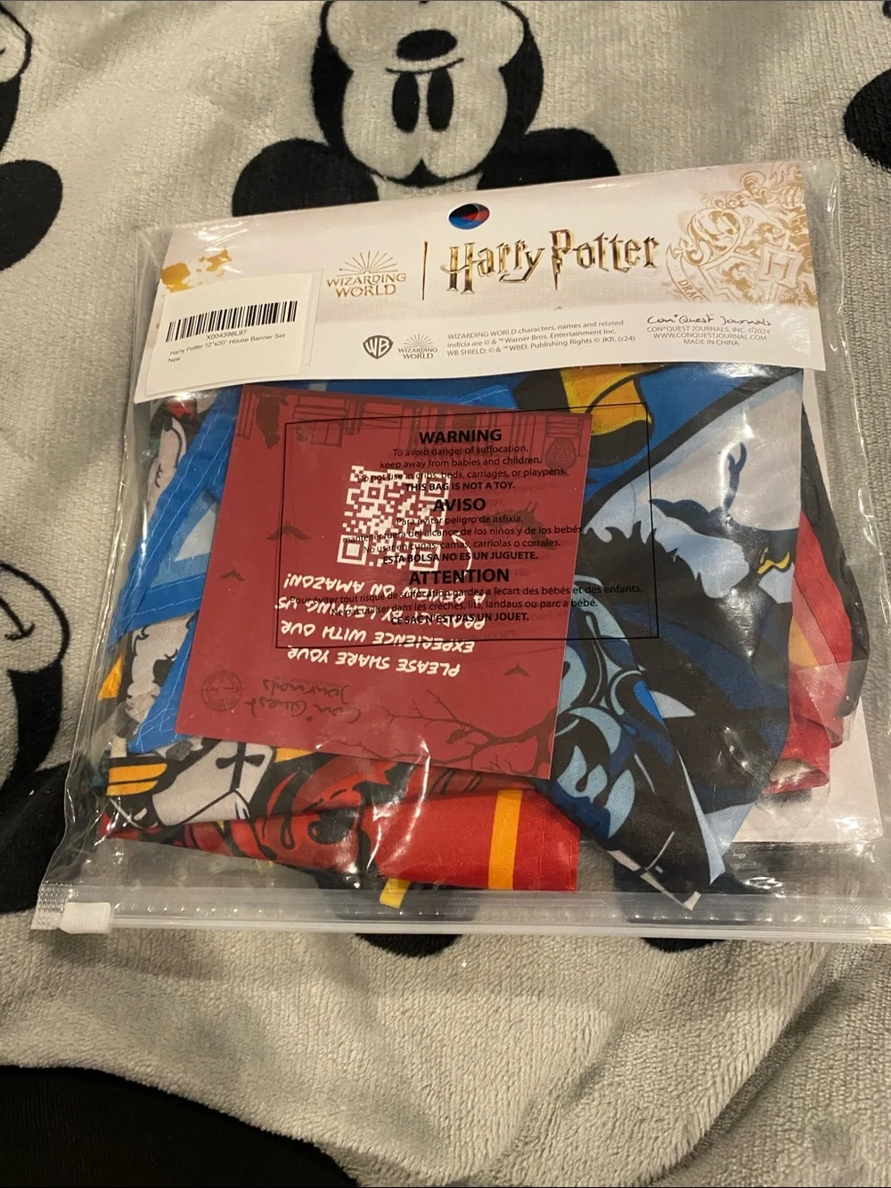 Harry Potter Hogwarts House Banners - Official Wizarding World Set (Multi Color)